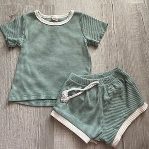 Baby two piece set
